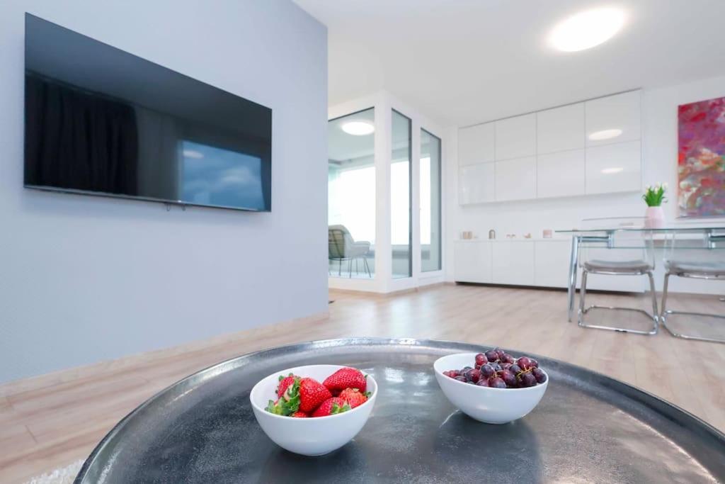Danubius One - Spacious Apartment W Free Parking Bratislava Exterior photo